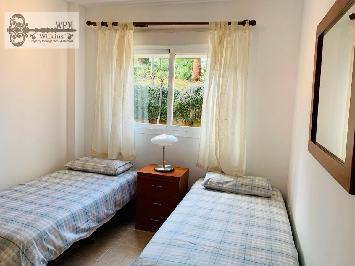 Beautiful 2-Bed Apartment In Casares Costa Bahia de Casares المظهر الخارجي الصورة