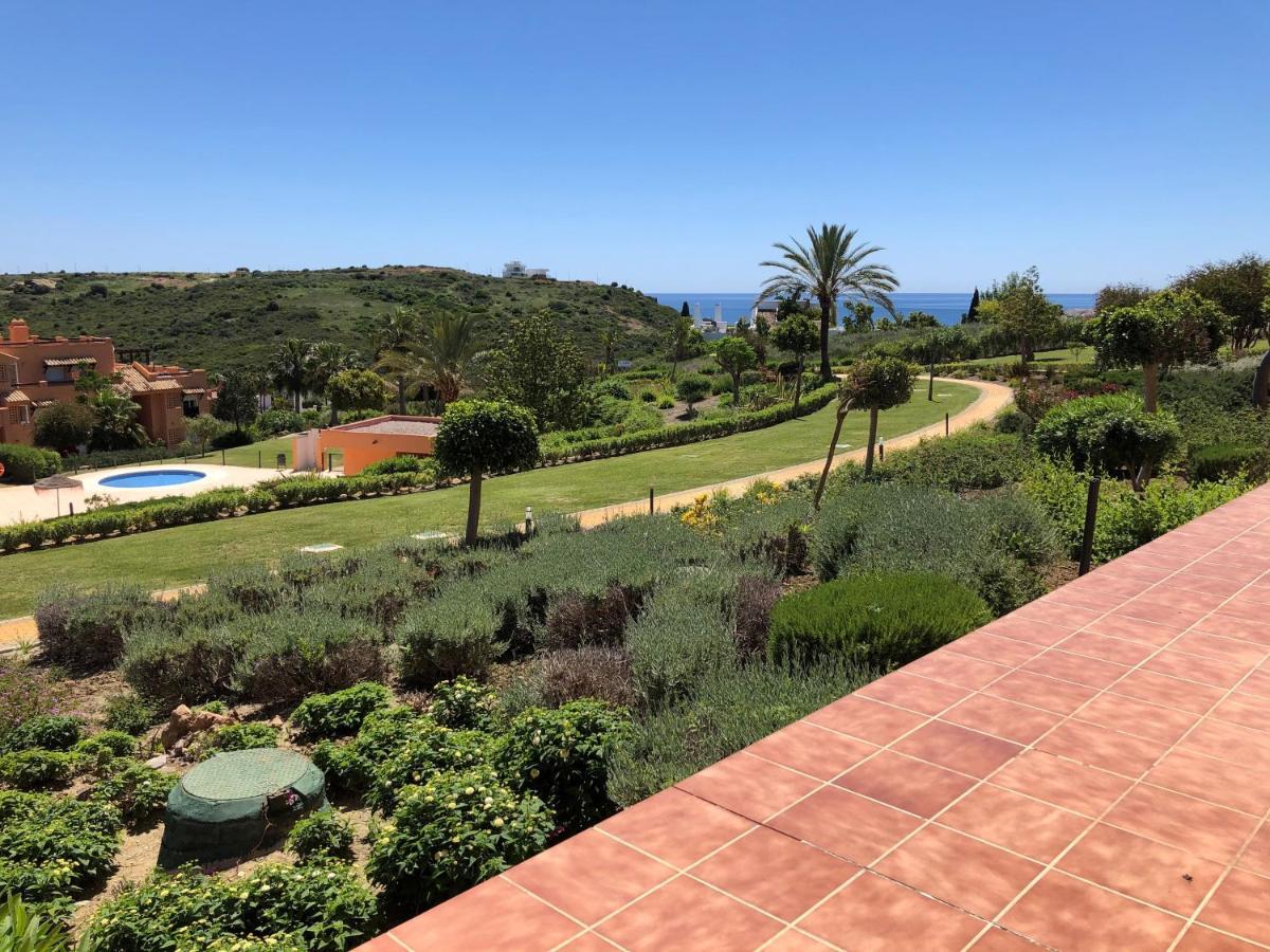 Beautiful 2-Bed Apartment In Casares Costa Bahia de Casares المظهر الخارجي الصورة